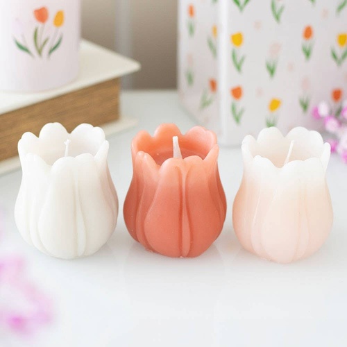 Tulip Shaped Set of 3 Candles